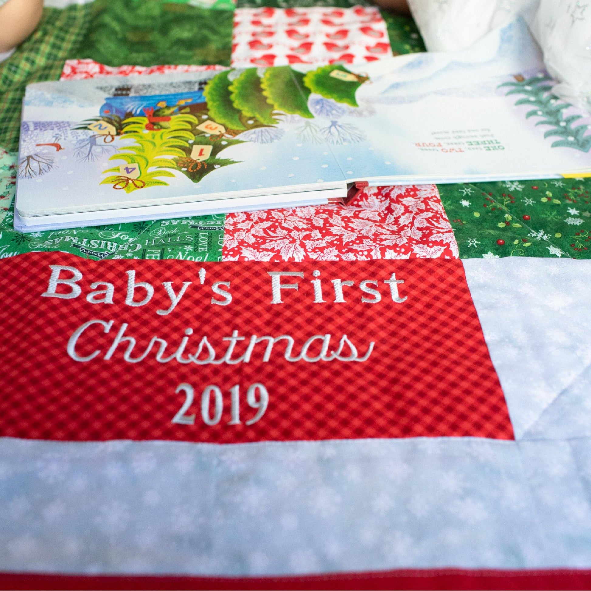 Baby Quilts Handmade, Baby Christmas Quilt, New Mom Christmas Gift, - The Best Seamstress