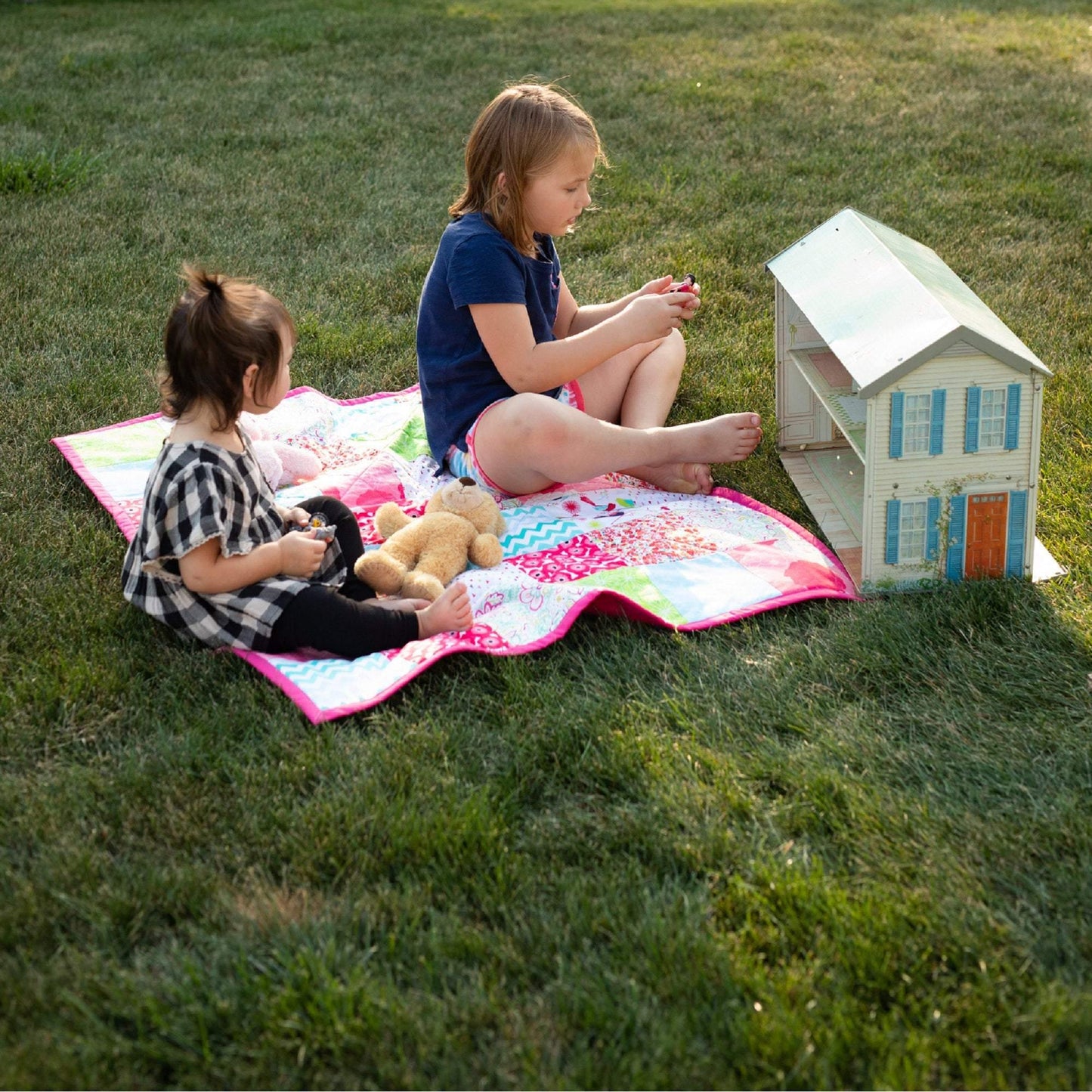 Baby Girl Patchwork Crib Quilt for Modern Floral Pink Nursery - The Best Seamstress