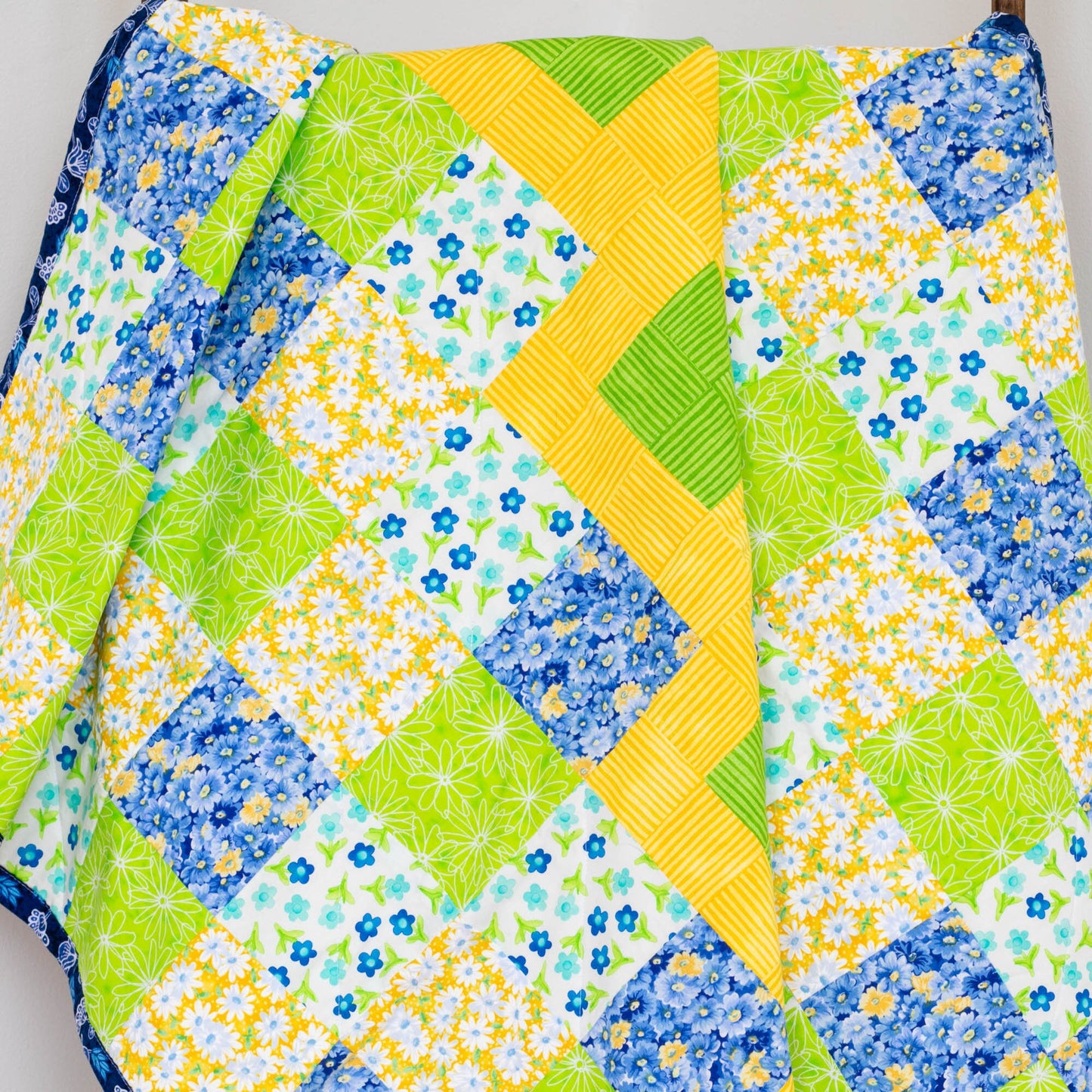 Modern Baby Quilt, Baby Girl Quilts, Toddler Bedding Girl, Homemade Baby Blankets, Niece Gift from Aunt, Baby Girl Gift, First Birthday