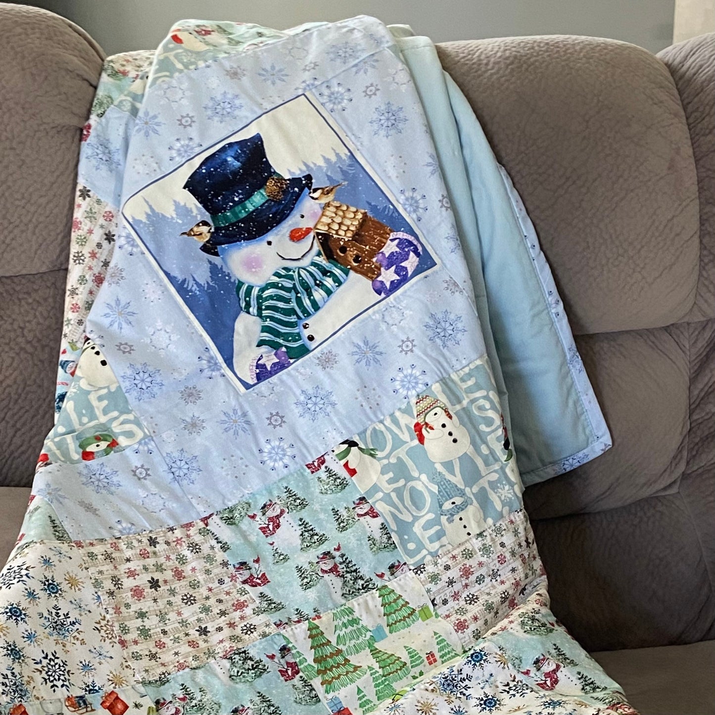 Patchwork Quilt for Modern Snowman Farmhouse Decor. Homemade Quilts Woven Throw Blanket Quilted. Warm Cozy Bed Spreads for Lap or Couch